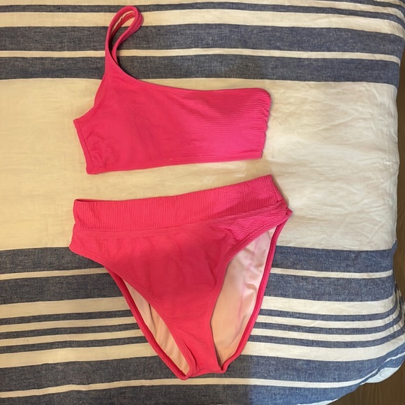 Pink Ribbed Bikini - Picture 5 of 6